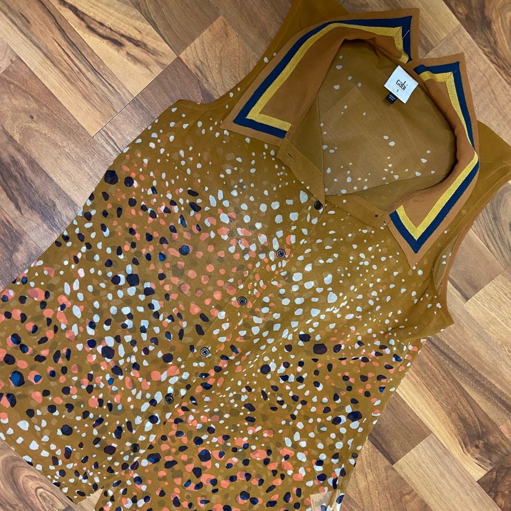 Cabi small sleeveless blouse, mustard with collar